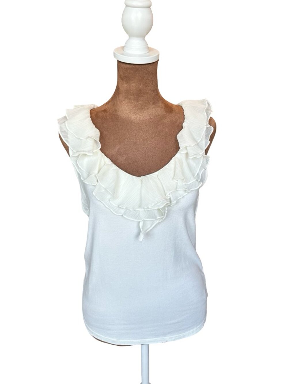 Lauren Ralph Lauren Ruffle Neck Sleeveless Knit Top Cream Size M Coquette Luxury